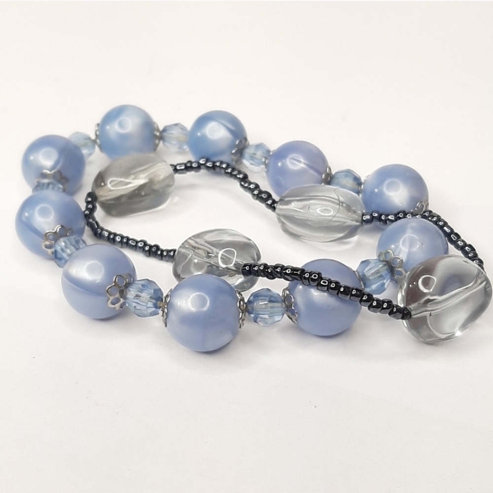 Beautiful Blue beaded bracelet set 7"
